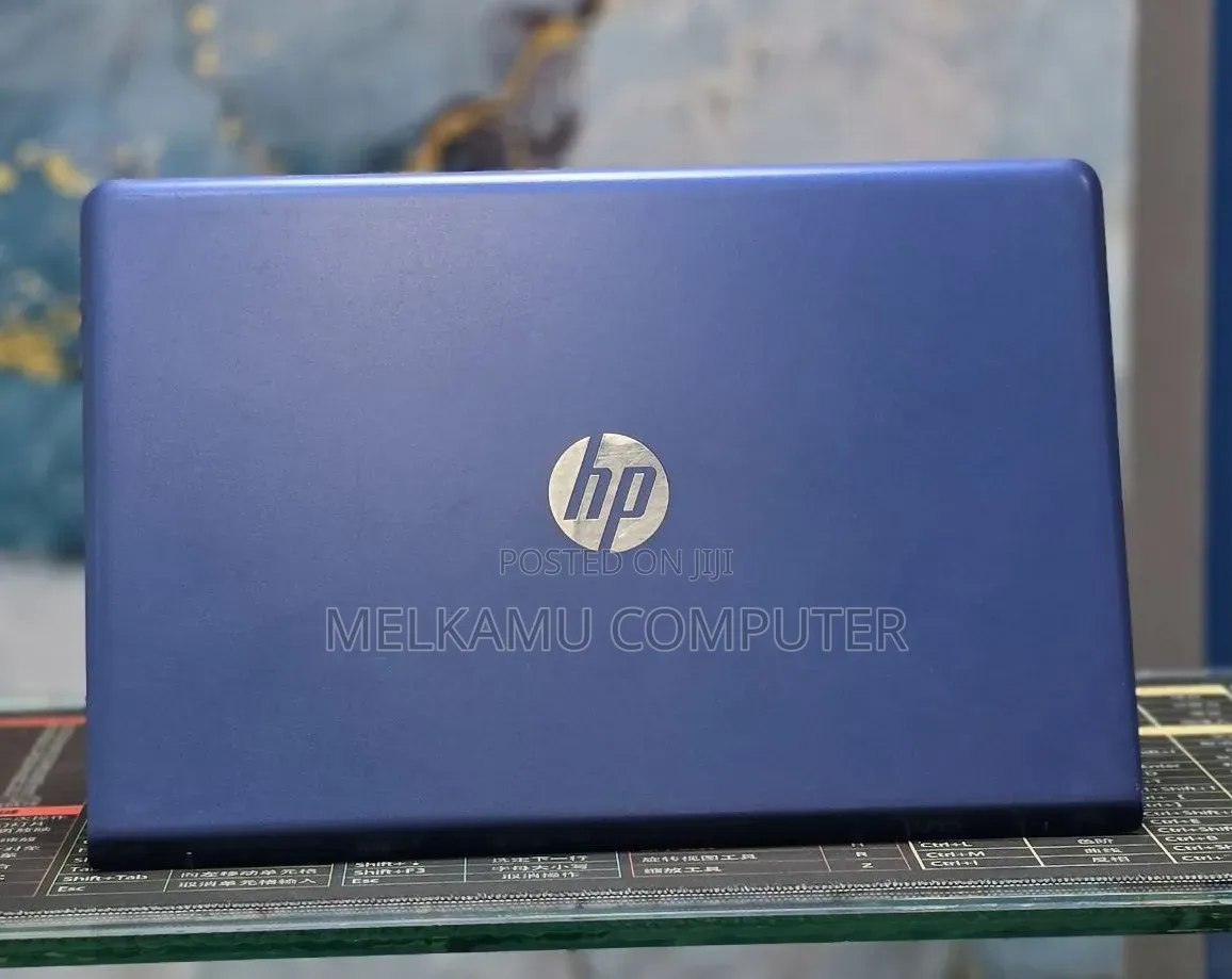 New Laptop HP Pavilion 15 12GB Intel Core i7 HDD 1T