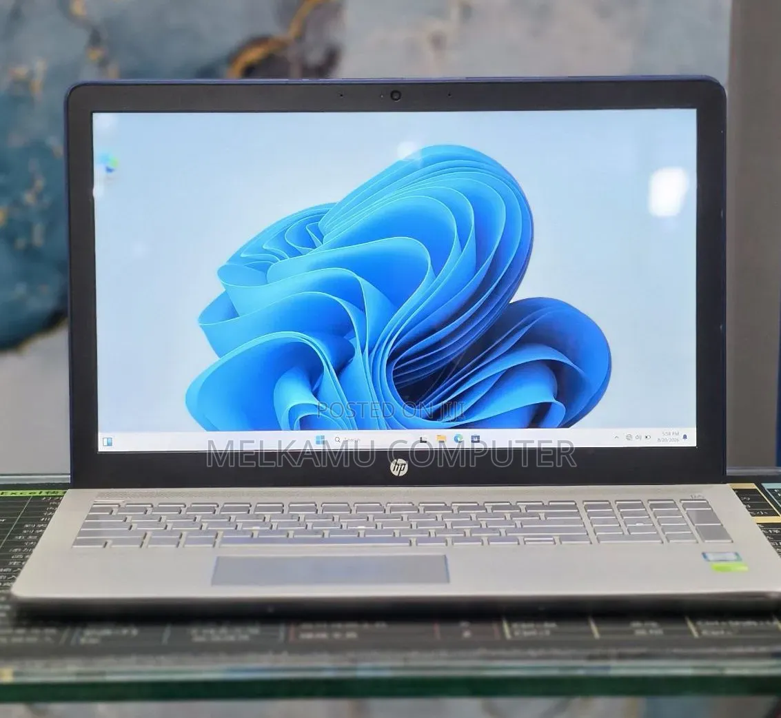 New Laptop HP Pavilion 15 12GB Intel Core i7 HDD 1T