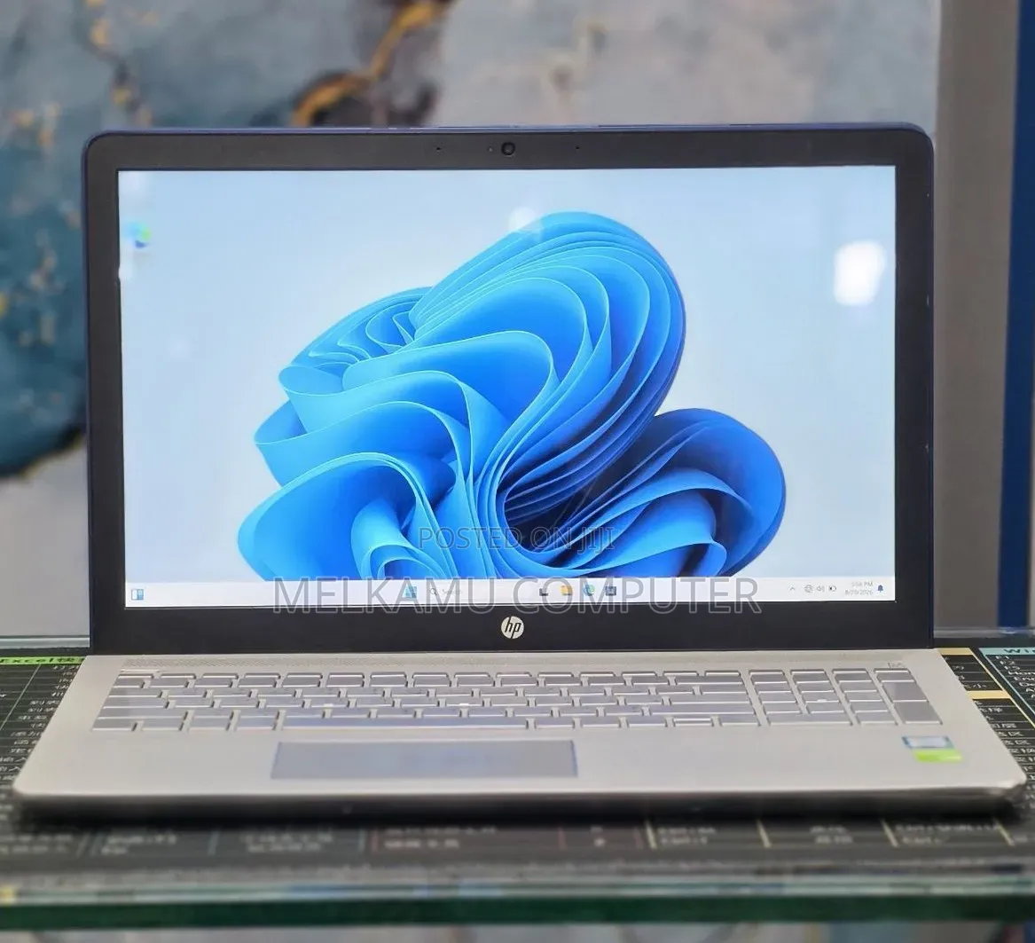 New Laptop HP Pavilion 15 12GB Intel Core i7 HDD 1T
