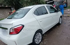 Mitsubishi Attrage 2022 White