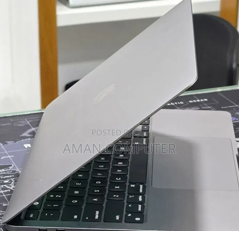 New Laptop Apple MacBook Pro 2022 M2 16GB Intel Core M2 SSD 512GB
