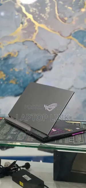 New Laptop Asus ROG Strix G17 16GB AMD Ryzen 9 SSD 1T