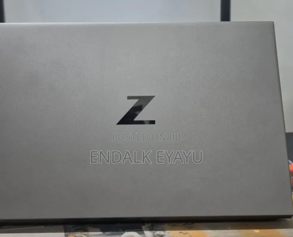 New Laptop HP Zbook Studio G7 32GB Intel Core i7 SSD 512GB