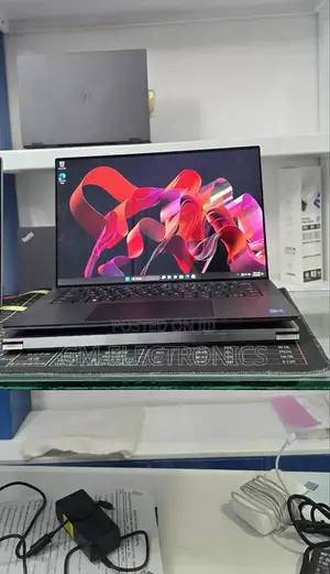 New Laptop Dell Precision 5560 16GB Intel Core i7 SSD 512GB