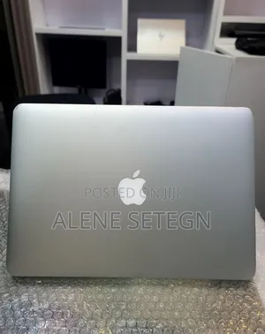 New Laptop Apple MacBook Air 2017 8GB Intel Core i5 SSD 128GB