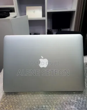 New Laptop Apple MacBook Air 2017 8GB Intel Core i5 SSD 128GB