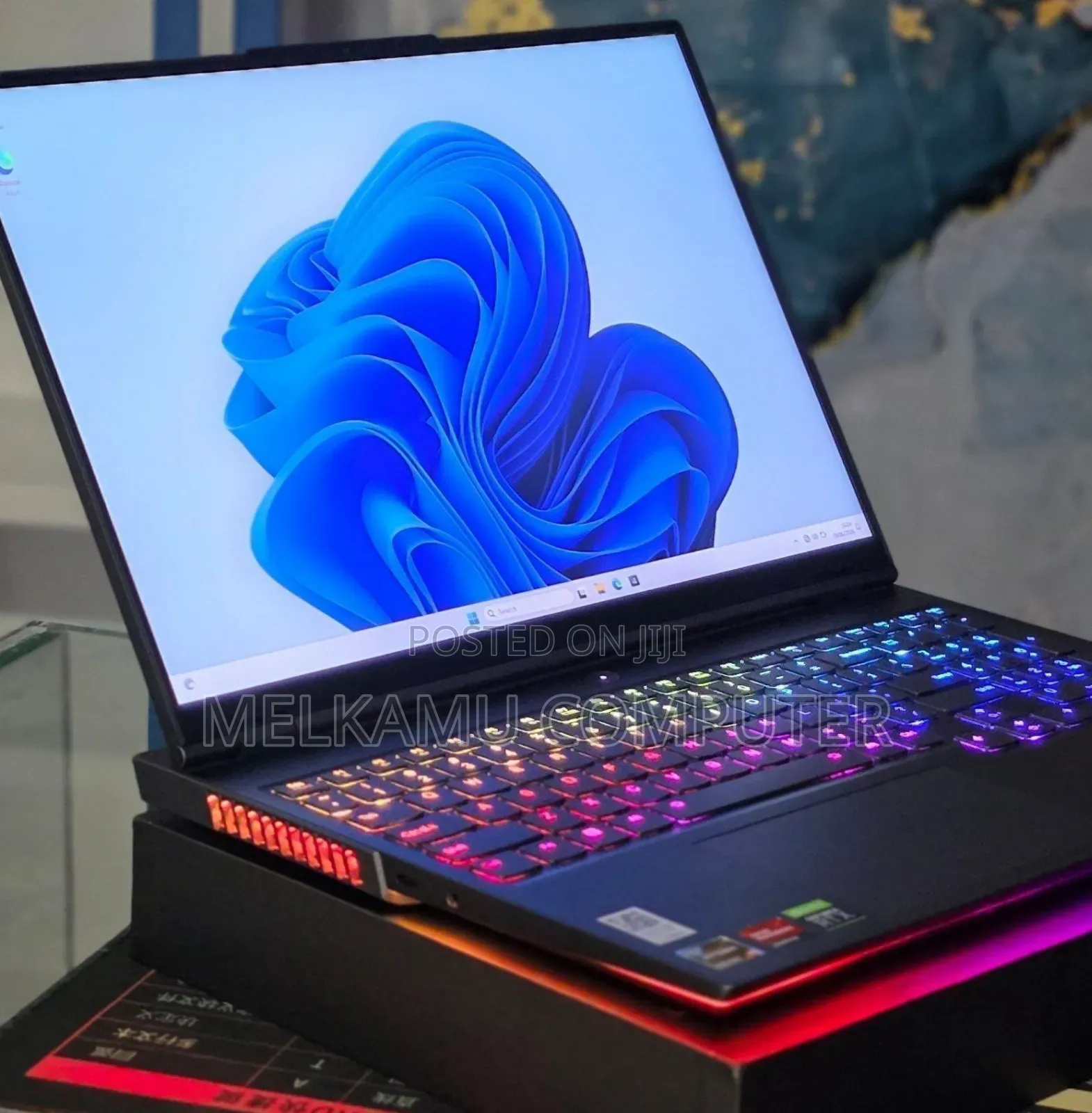 New Lenovo Legion Y7000P IRX9 Gaming Laptop 32GB AMD Ryzen 7 SSD 1T