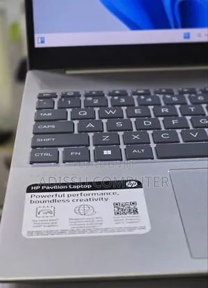 New Laptop HP Pavilion 15 8GB Intel Core Ultra 5 SSD 512GB