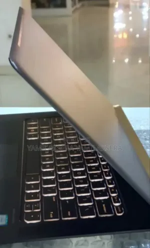 New Laptop HP Spectre 14 8GB Intel Core i7 SSD 256GB