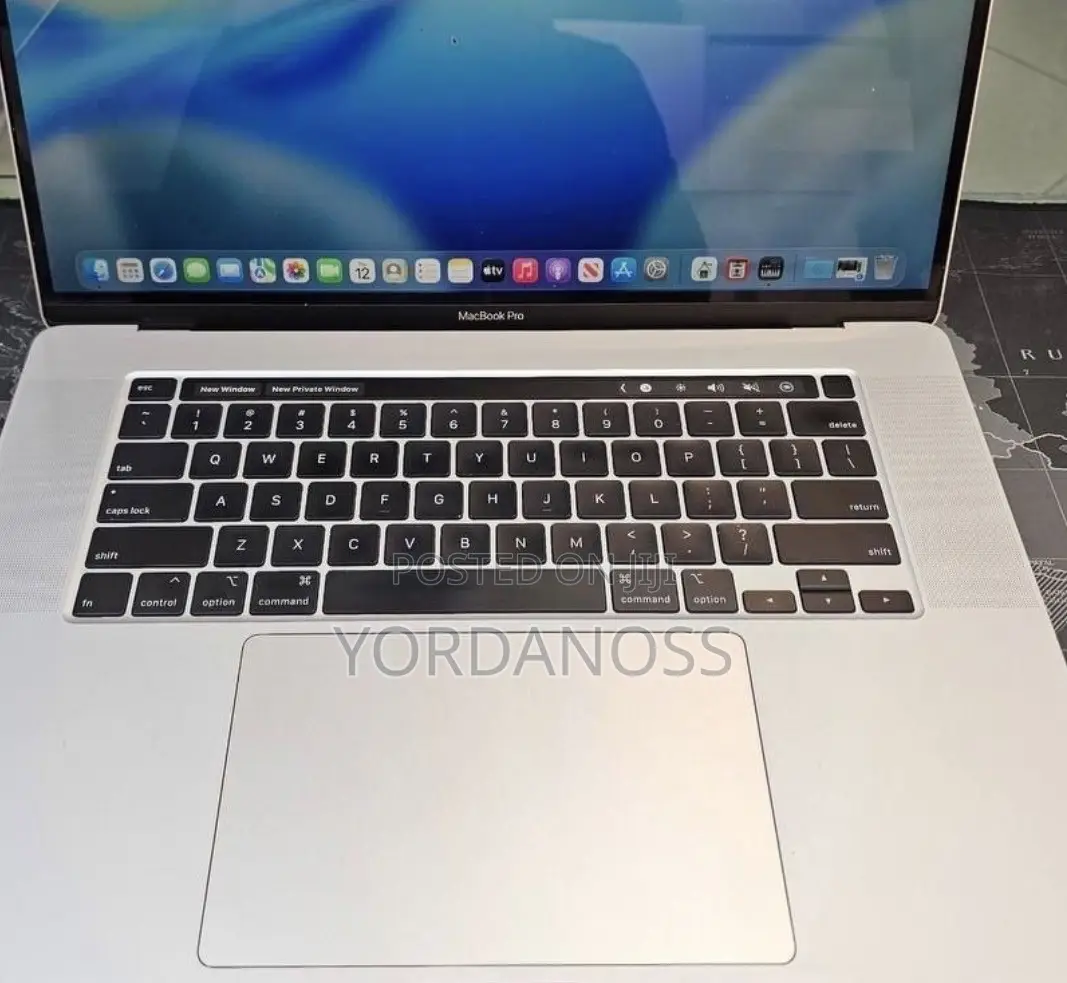New Laptop Apple MacBook Pro 2019 32GB Intel Core i7 SSD 512GB