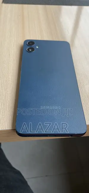 Samsung Galaxy F05 64 GB Blue