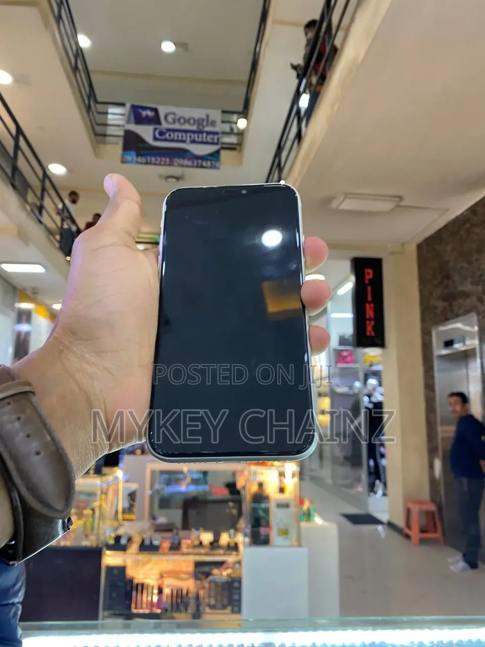 Apple iPhone 11 64 GB White