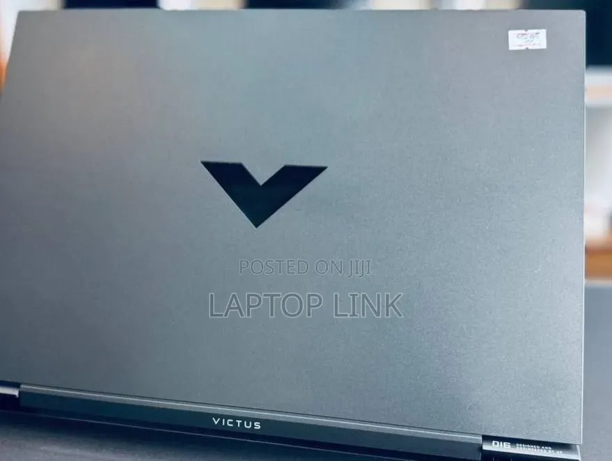 New Laptop HP Victus 16 16GB Intel Core i7 SSD 512GB