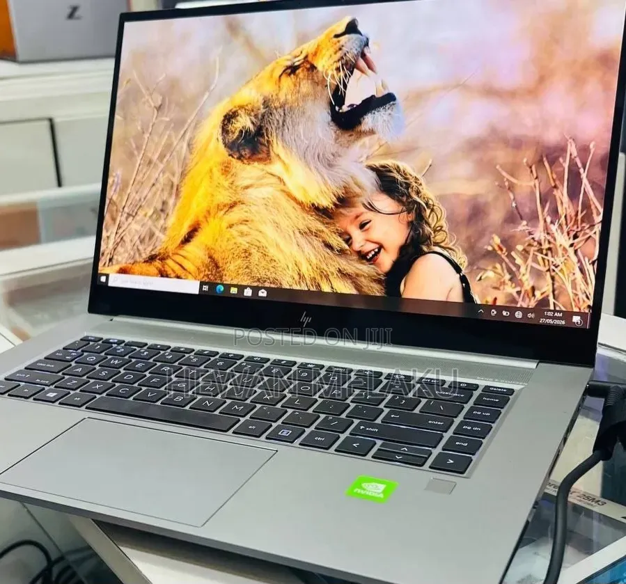 New Laptop HP ZBook 15 32GB Intel Core i9 SSD 512GB