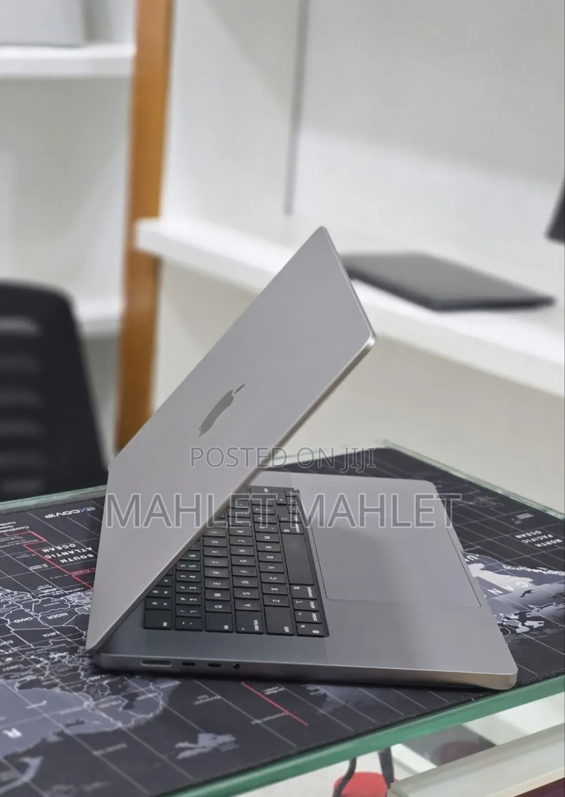 New Laptop Apple MacBook Pro 2023 M2 16GB Apple M2 SSD 512GB
