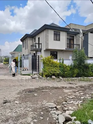 Furnished 4bdrm Townhouse/Terrace in Bole Bulbula for sale