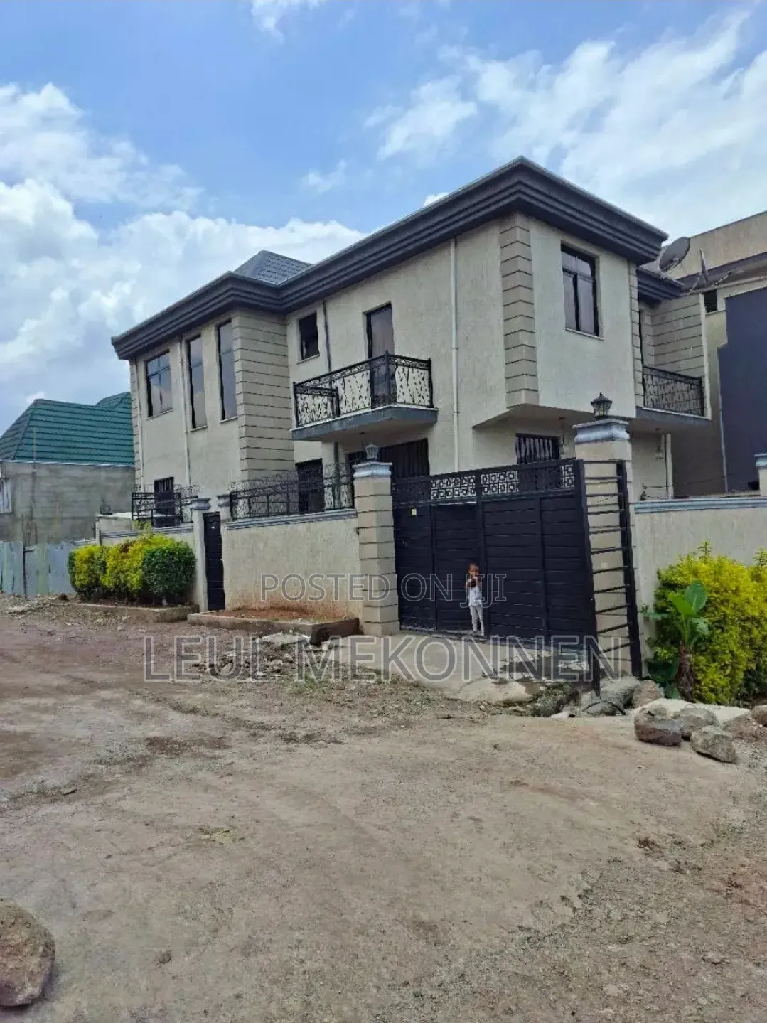 Furnished 4bdrm Townhouse/Terrace in Bole Bulbula for sale