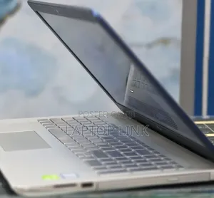 New Laptop HP Pavilion 15 12GB Intel Core i7 SSD 1T