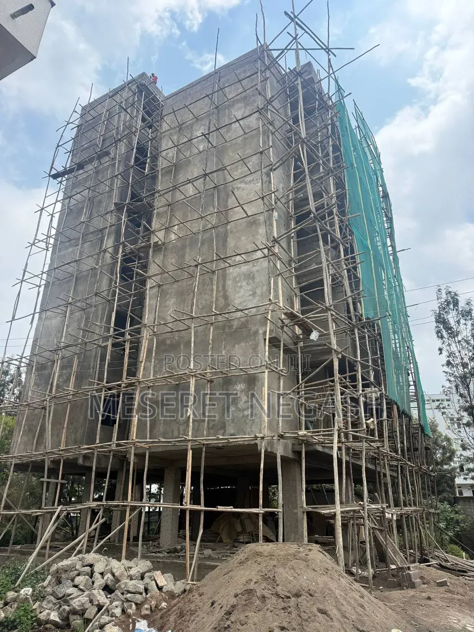 3bdrm Apartment in Nifas Silk-Lafto for sale