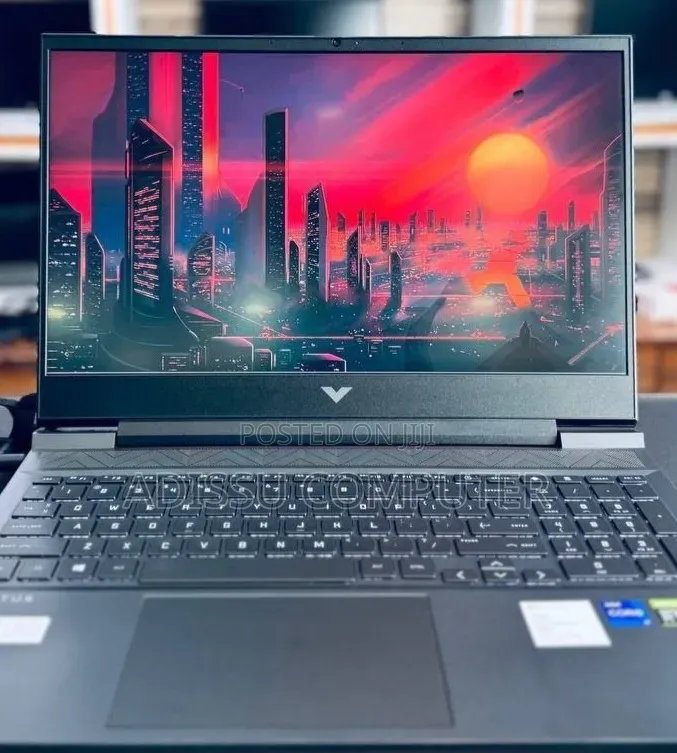 New Laptop HP Victus 16 16GB Intel Core i7 SSD 512GB