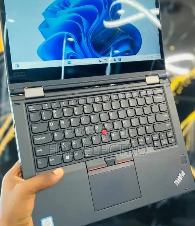 New Laptop Lenovo ThinkPad Yoga 16GB Intel Core i5 SSD 512GB