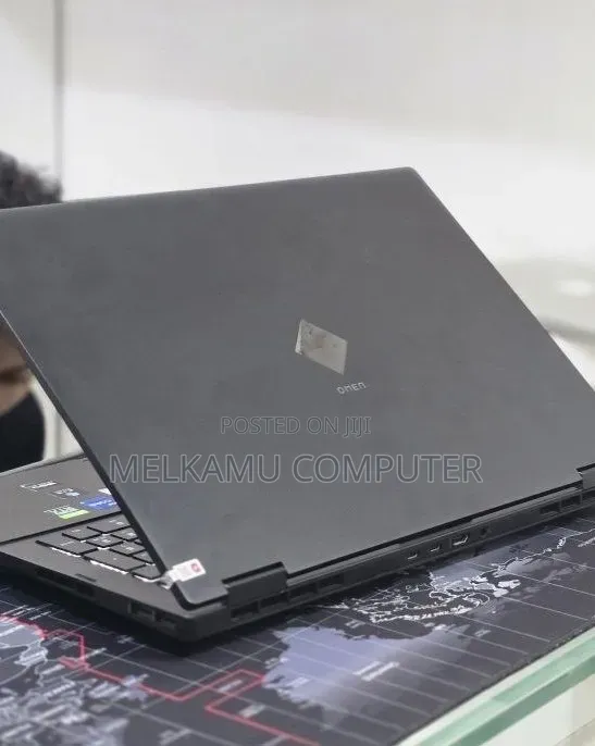 New Laptop HP Omen 16 16GB Intel Core i9 SSD 512GB