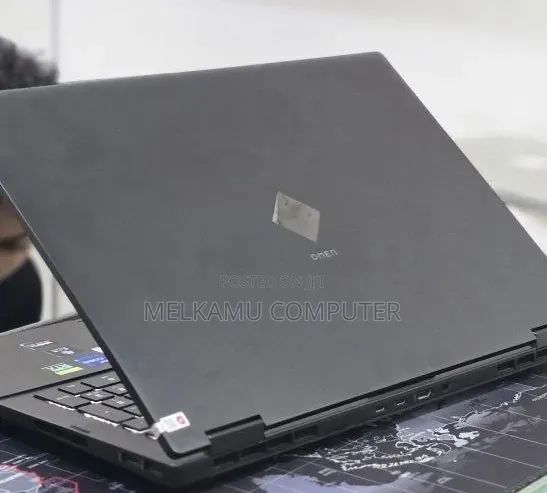 New Laptop HP Omen 16 16GB Intel Core i9 SSD 512GB