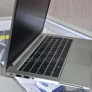 New Laptop HP EliteBook 830 G8 16GB AMD Ryzen 5 SSD 512GB