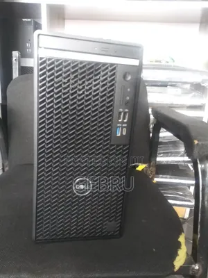 Desktop Computer Dell OptiPlex 3090 8GB Intel Core i5 SSD 500GB