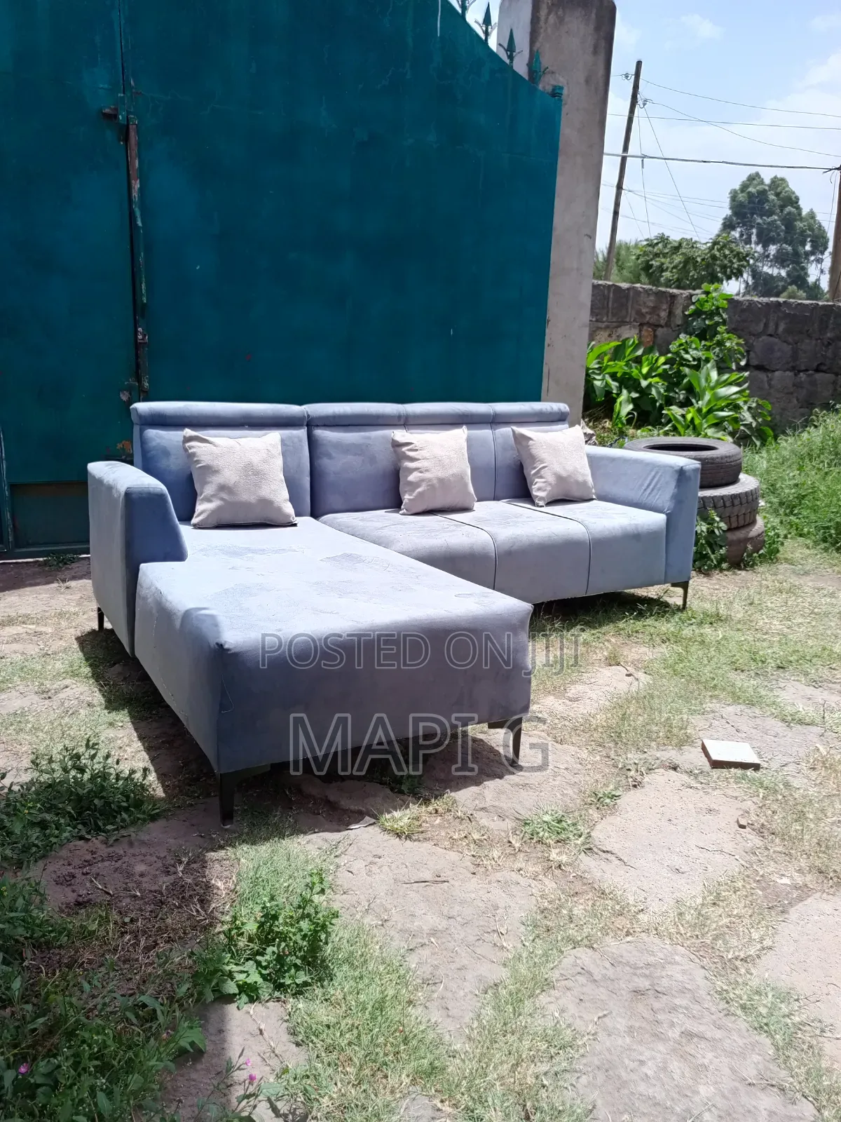 Deep Sofa 1