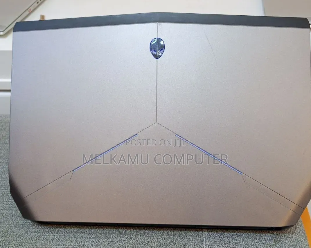 New Laptop Dell Allenware M15 R5 16GB Intel Core i7 HDD 500GB