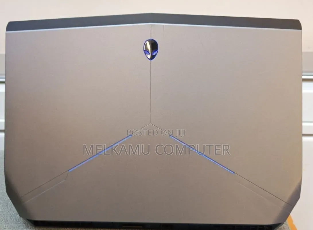 New Laptop Dell Allenware M15 R5 16GB Intel Core i7 HDD 500GB