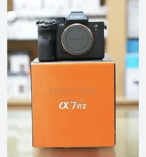 Sony Alpha 7R v (A7R V) Mirrorless Camera Body Only - Brand New