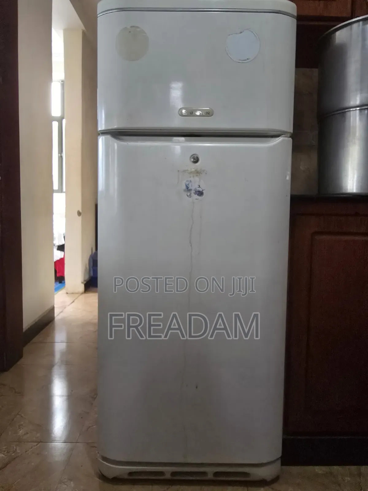 Ariston Refrigerator, Fridge