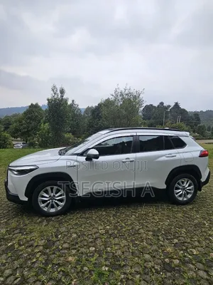 New Toyota Corolla Cross 2023 White