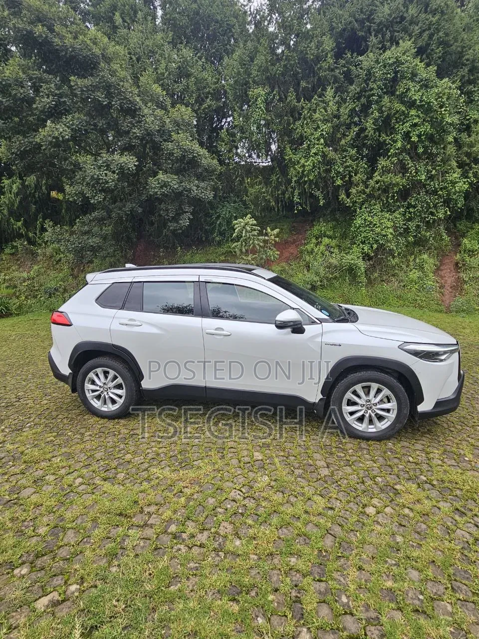 New Toyota Corolla Cross 2023 White