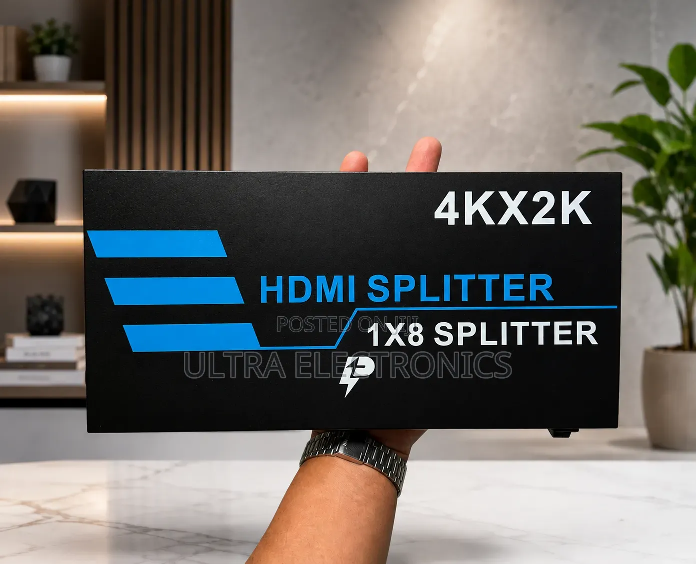 SPLITTER 1×8 HDMI Outputs × Resolution