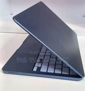New Laptop Apple MacBook Neo 2026 8GB Intel Core i5 SSD 256GB