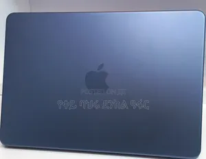New Laptop Apple MacBook Air 2022 M2 8GB Intel Core i5 SSD 256GB