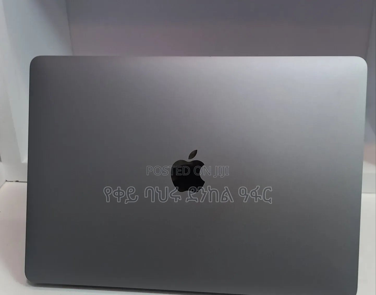 New Laptop Apple MacBook Pro 2020 M1 8GB Intel Core i5 SSD 256GB