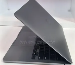 New Laptop Apple MacBook Pro 2020 M1 8GB Intel Core i5 SSD 256GB
