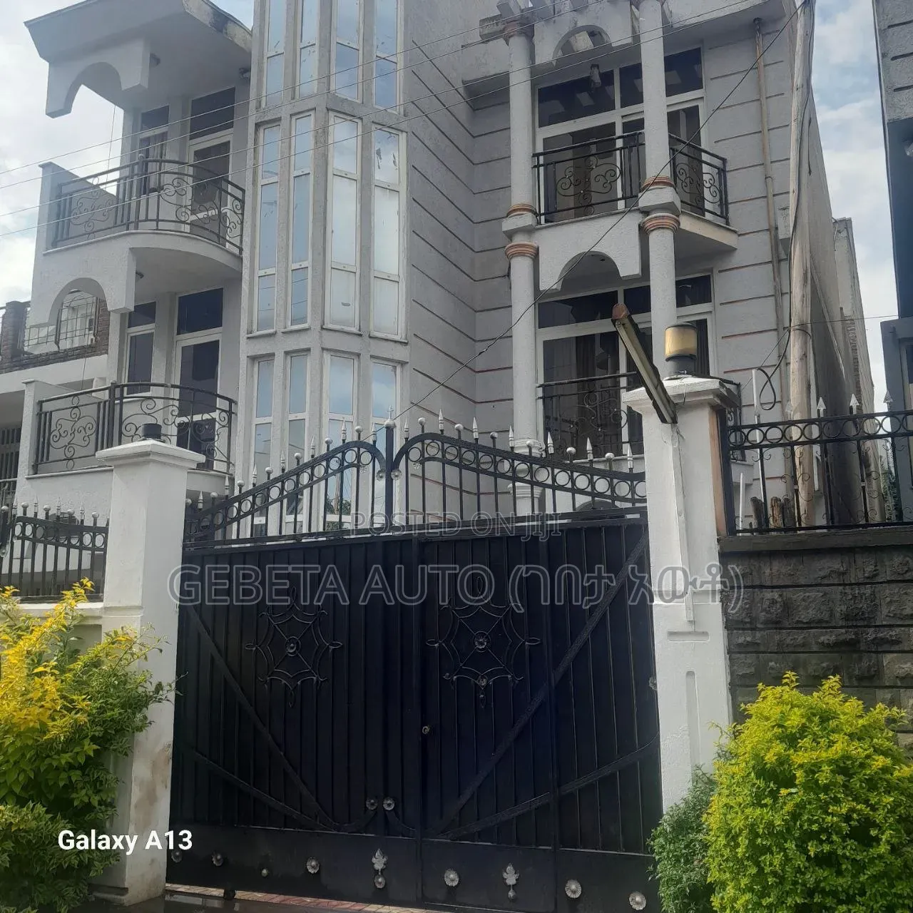 Furnished 5bdrm House in Figa, Yeka for sale