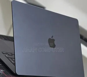 New Laptop Apple MacBook Air 2025 M4 16GB Apple M4 SSD 256GB