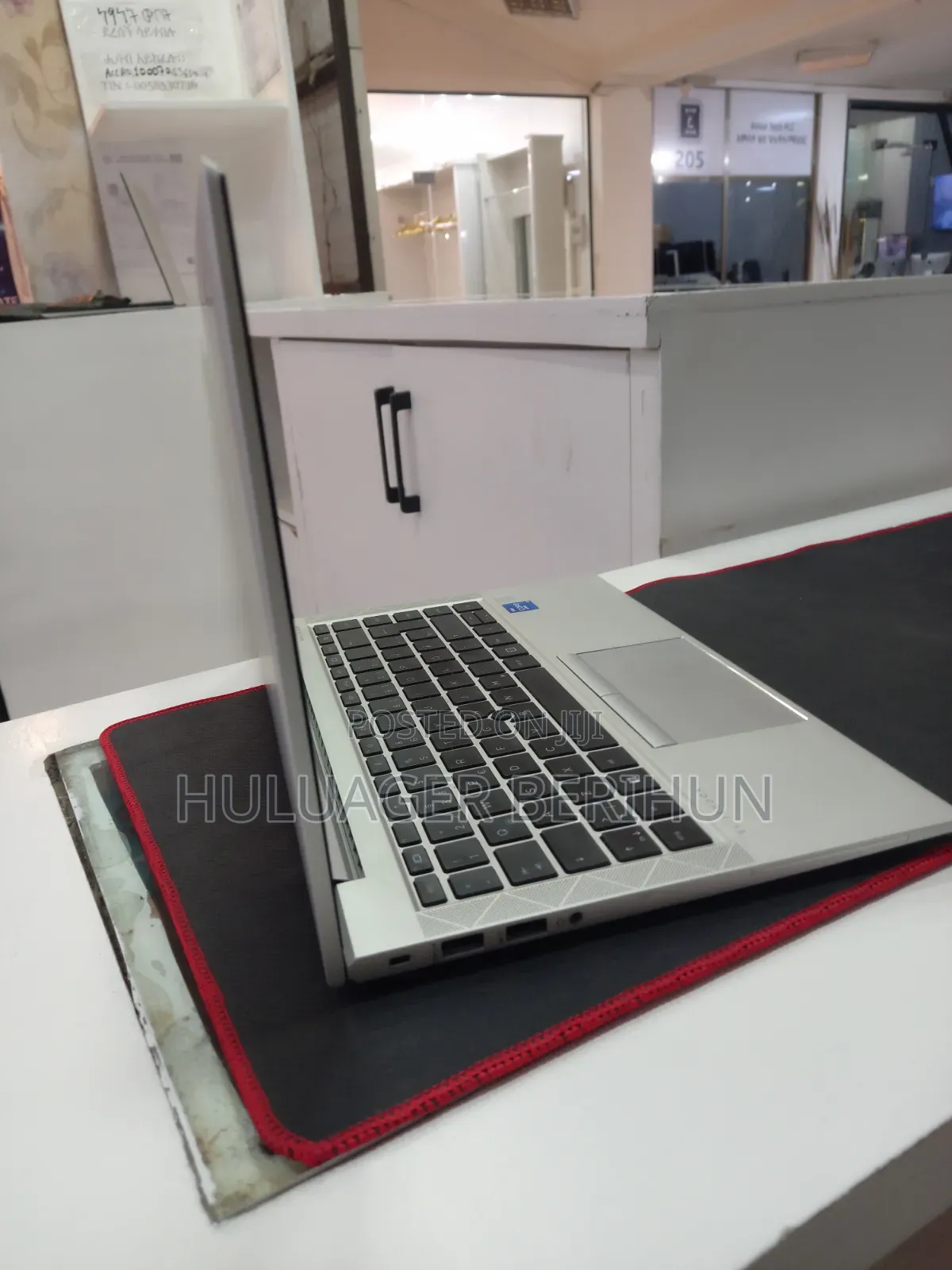 New Laptop HP EliteBook 840 G8 16GB Intel Core i5 SSD 512GB