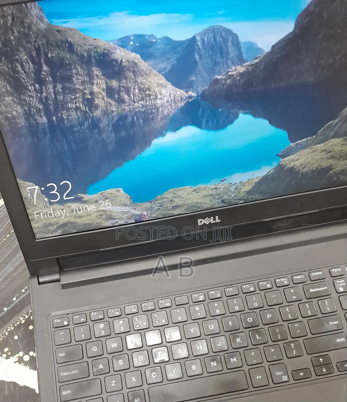 Laptop Dell Vostro 15 3568 4GB Intel Core i5 HDD 1T