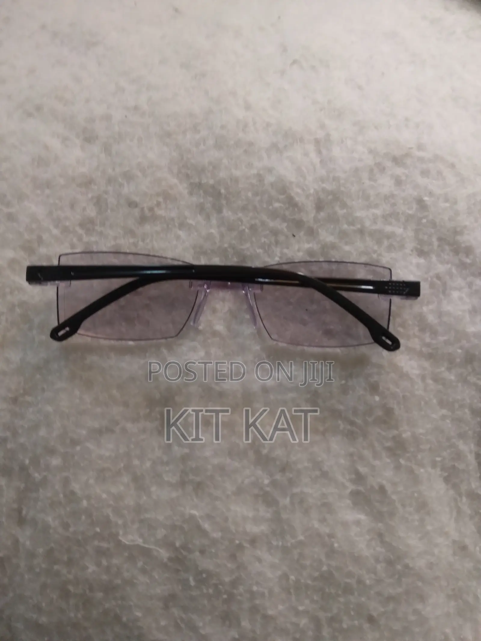 Rimless Anti-Blue Light Reading Glasses – Diamond Cut Eyeglasses.