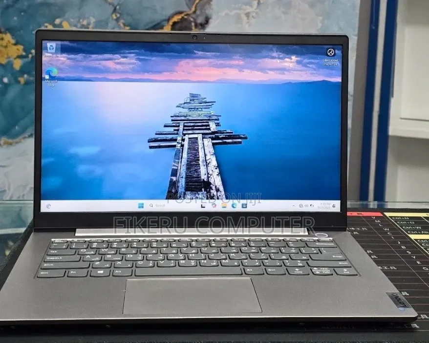 New Laptop Lenovo ThinkBook 13 8GB Intel Core i5 SSD 512GB