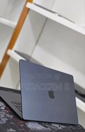 New Laptop Apple MacBook 16GB SSD 256GB