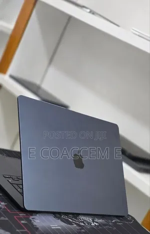 New Laptop Apple MacBook 16GB SSD 256GB