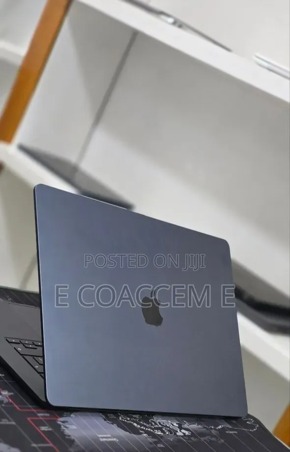 New Laptop Apple MacBook 16GB SSD 256GB